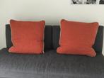 2 Kussens van SCAPA HOME collectie, Huis en Inrichting, Woonaccessoires | Kussens, Ophalen, Zo goed als nieuw, Oranje, Vierkant