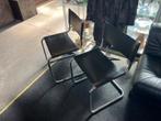2 vintage Cantilver stoelen stijl Thonet S33, Huis en Inrichting, Stoelen, Gebruikt, Vintage, Metaal, Zwart