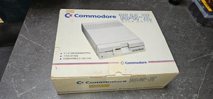 Commodore 1541 II in doos, Computers en Software, Vintage Computers, Ophalen of Verzenden