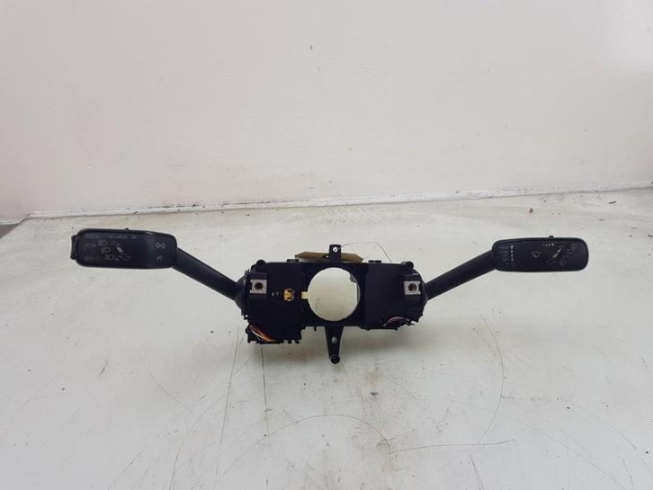 COMBISCHAKELAAR STUUR Volkswagen Polo VI (AW1), Auto-onderdelen, Dashboard en Schakelaars, Volkswagen, Gebruikt