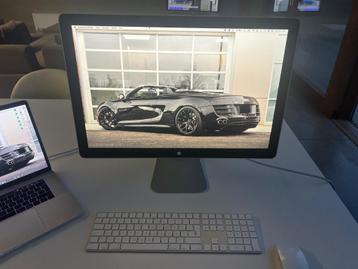 Apple Cinema Display 24-inch LED (A1267) beschikbaar voor biedingen