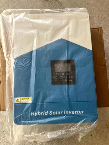 7Kw 48V Hybride Omvormer Zuivere Sinus Zonnepanelen MPPT beschikbaar voor biedingen