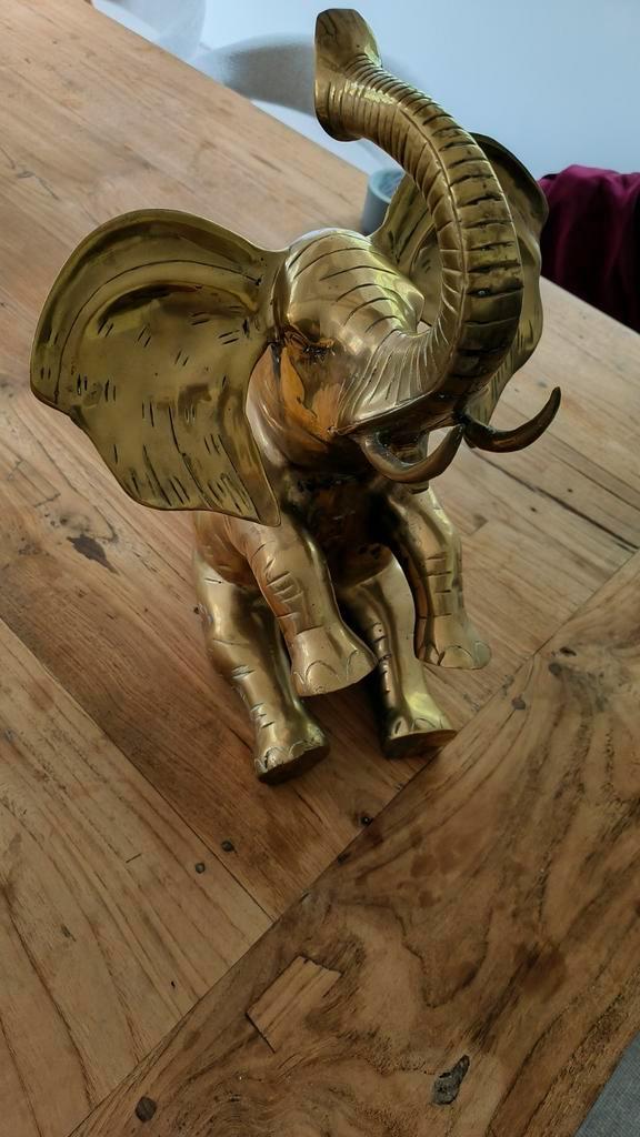 Indrukwekkende Bronzen Olifant – 40 cm Hoog – Eyecatcher!, Antiek en Kunst, Antiek | Brons en Koper, Brons, Ophalen