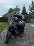 Piaggio zip iget 3v euro4(met werk aan!), Fietsen en Brommers, Scooters | Piaggio, Ophalen, Gebruikt, Zip, Klasse A (25 km/u)