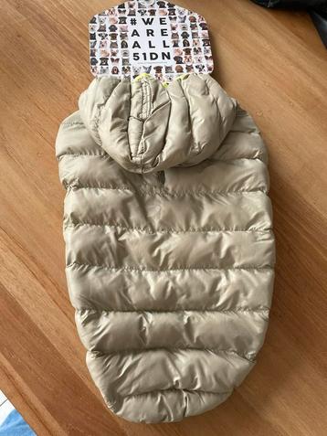 Winterdonsjas voor kleine honden/pups beschikbaar voor biedingen