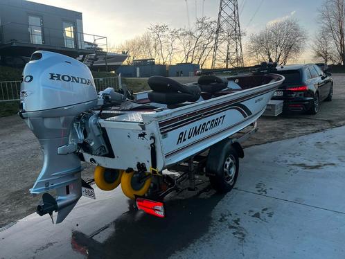 Alumacraft V16 backtroller te koop, Watersport en Boten, Vis- en Consoleboten, Zo goed als nieuw, 50 tot 70 pk, 6 meter of meer