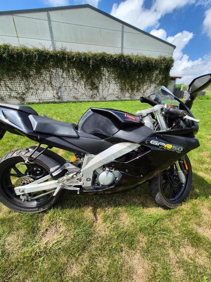 Derbi GPR50, Fietsen en Brommers, Brommers | Derbi, Zo goed als nieuw, Klasse B (45 km/u), Ophalen