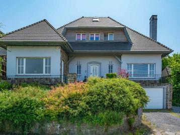 Maison à vendre à Natoye Dinant, 4 chambres beschikbaar voor biedingen