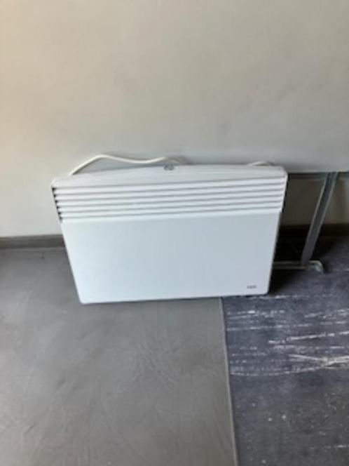AEG wandconvector, Diversen, Overige Diversen, Zo goed als nieuw, Ophalen