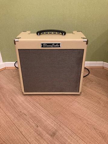 Roland blues cube beschikbaar voor biedingen