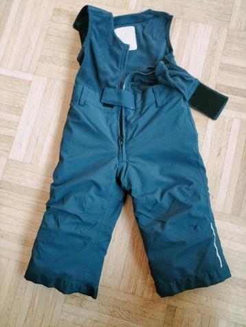 Combinaison ski/neige bébé 2 ans beschikbaar voor biedingen