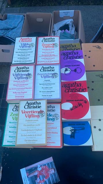 Boeken agahta christie beschikbaar voor biedingen