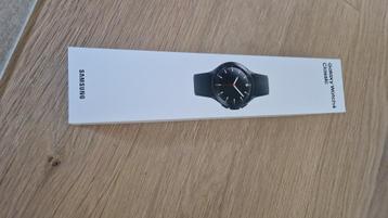 Samsung Galaxy Watch4 4G 46mm – Gloednieuw, nooit geopend! beschikbaar voor biedingen