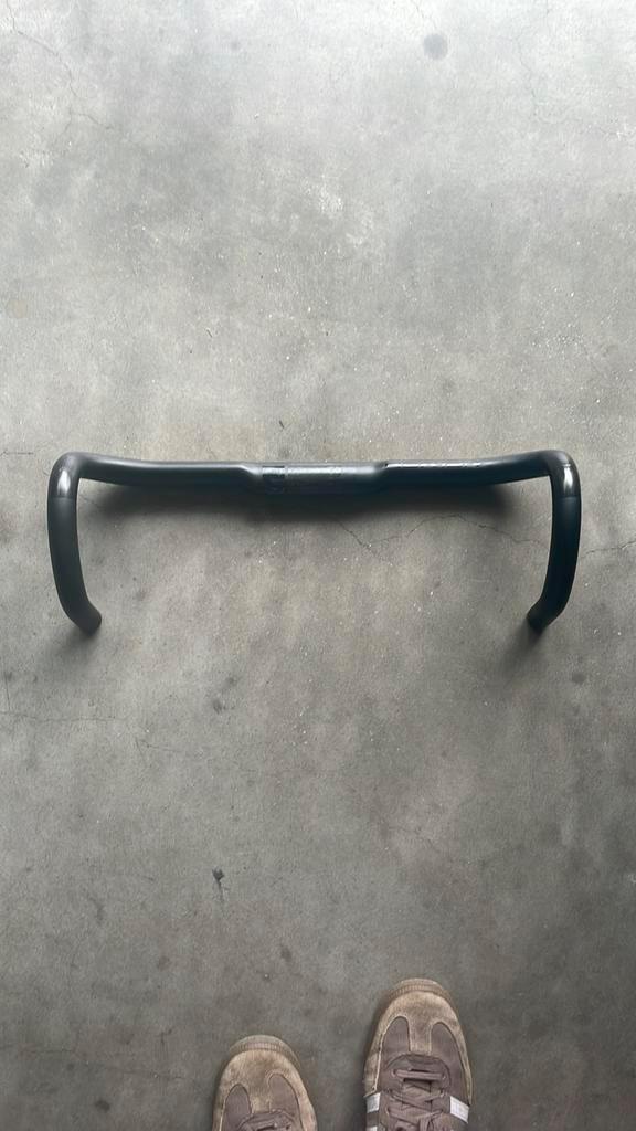 Newman advanced wing bar carbon, Bricolage & Construction, Serrurerie de bâtiment & Dispositif de fermeture, Comme neuf, Enlèvement ou Envoi