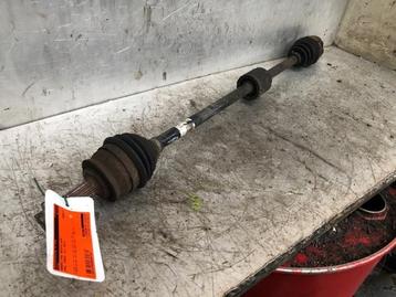 Aandrijfas rechts-voor van een Opel Corsa beschikbaar voor biedingen