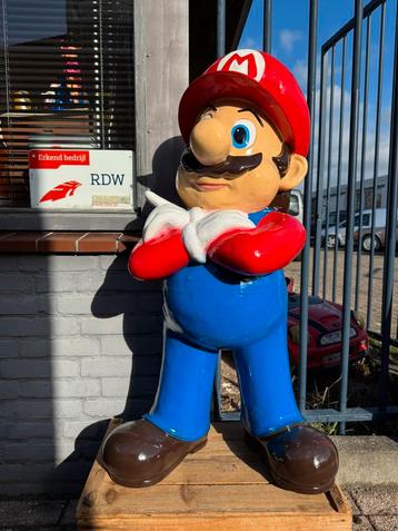 Groot Mario Bross beeld XL beschikbaar voor biedingen