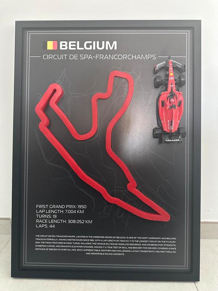 Tableau Circuit F1 + RC Ferrari Leclerc, Verzamelen, Posters, Nieuw, Sport, Deurposter of groter, Rechthoekig Staand, 3D, Ophalen