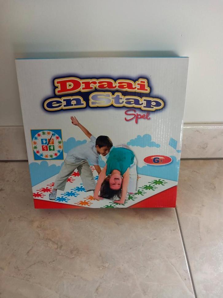 Draai en stap, twister spel Nieuw, Hobby en Vrije tijd, Gezelschapsspellen | Overige, Nieuw, Drie of vier spelers, Vijf spelers of meer