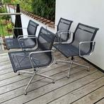 4 fauteuils EA108 Charles & Ray Eames pour Vitra (résille), Enlèvement