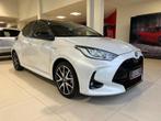 Toyota Yaris 1.5 HYB STYLE + HUD, Auto's, Automaat, Parkeersensor, Wit, 1490 cc