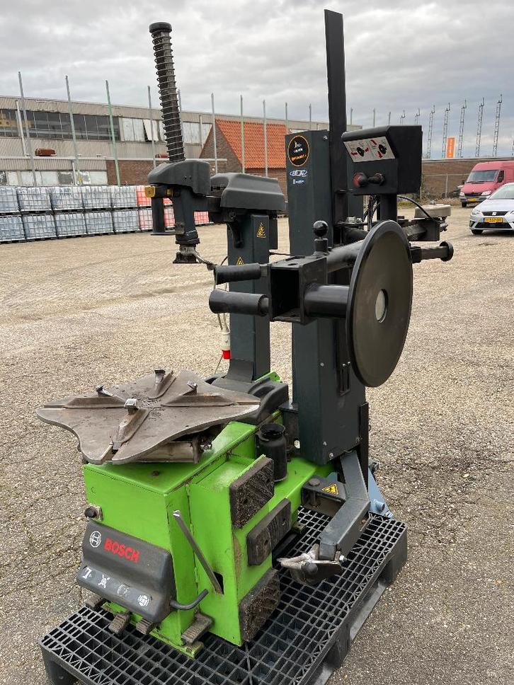 Bandenapparaat met hulparm Bosch TCE4420 10 tot 23, Auto diversen, Autogereedschap, Gebruikt, Ophalen