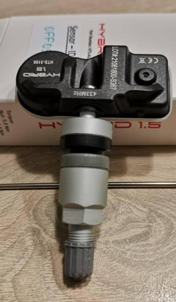 ② Valve avec capteur TPMS programmé — Pneus & Jantes — 2ememain