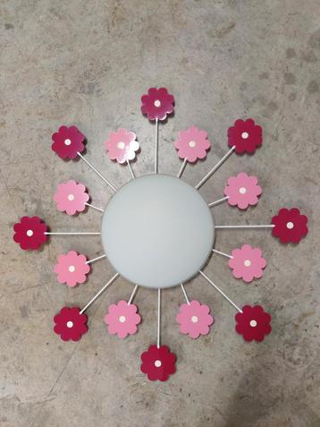 Plafondverlichting meisjes beschikbaar voor biedingen