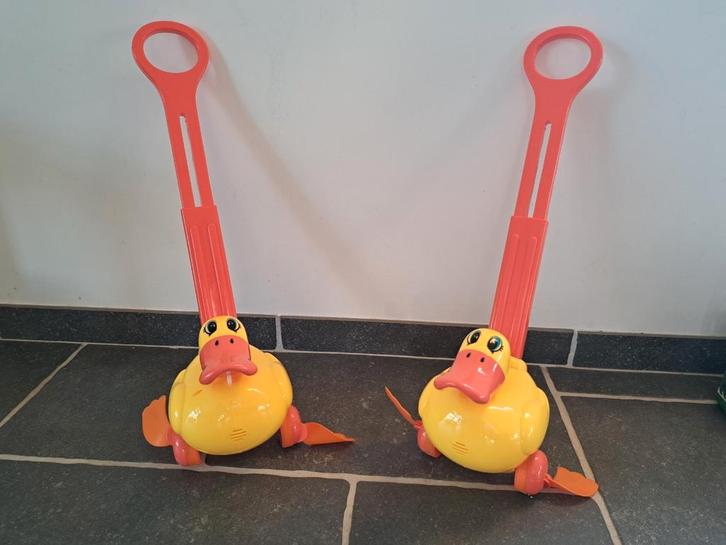 Lopend eend 2 stuks, Enfants & Bébés, Jouets | Extérieur | Jouets en vrac, Comme neuf, Enlèvement