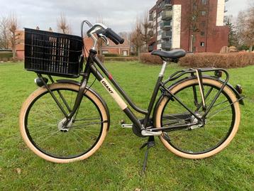 Marque géante de vélos pour femmes en état neuf  disponible aux enchères