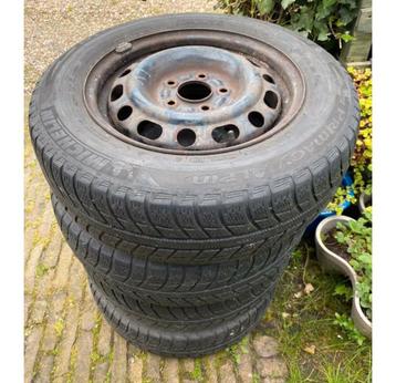 set 15” Velgen 5x114.3 met Michelin 195/65-15 Winterbanden beschikbaar voor biedingen