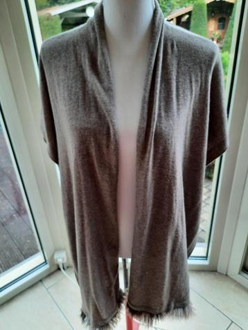 Toffe sjaal/cape PURE by Lucia - 40/42 beschikbaar voor biedingen