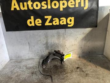 Fusee links-voor van een Peugeot 208 beschikbaar voor biedingen