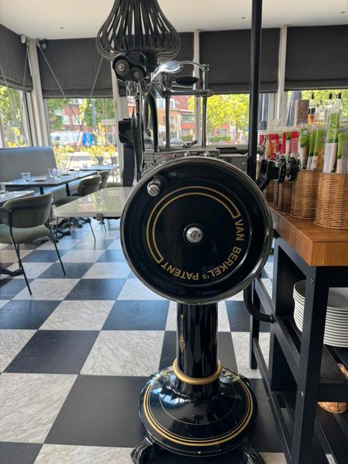 BERKEL 8H, Zakelijke goederen, Horeca | Keukenapparatuur, Ophalen