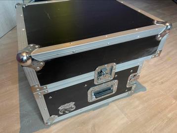 Flightcase voor DJ mixer, dubbele cd-speler of lichtsturing beschikbaar voor biedingen