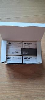 Niko afdekplaatjes Pure White enkelvoudig, Ophalen, Nieuw