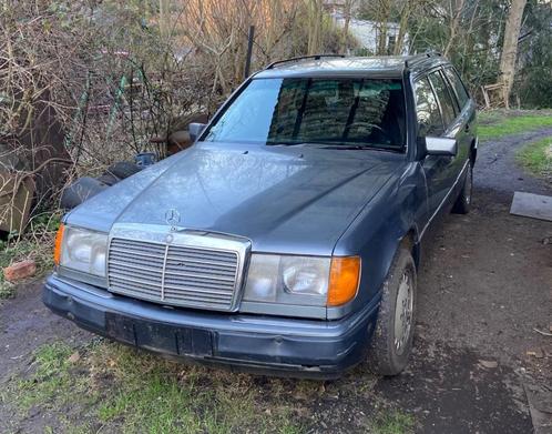 Mercedes-Benz W 124 Break 250 D, Autos, Mercedes-Benz, Particulier, Classe E, Toit ouvrant, Diesel, Break, 5 portes, Boîte manuelle