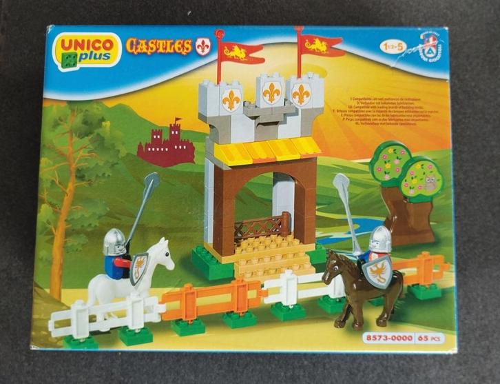 Unico middeleeuws kasteel, Kinderen en Baby's, Speelgoed | Bouwstenen, Nieuw, Overige merken, Ophalen of Verzenden