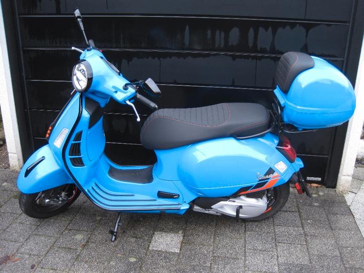 vespa gts Supersport 310, Fietsen en Brommers, Brommers | Vespa, Zo goed als nieuw, Overige modellen, Ophalen