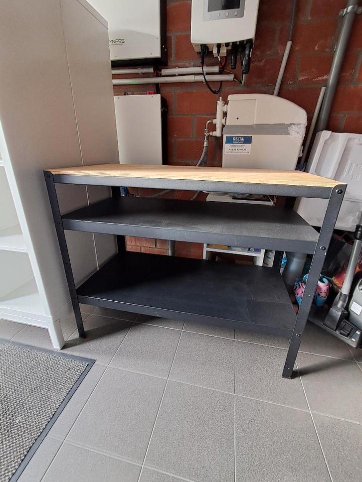 IKEA - BROR werkbank zwart staal, Bricolage & Construction, Établis, Comme neuf, Moins de 70 cm, Enlèvement