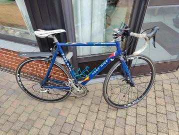 Racefiets More Bike – Aluminium – Shimano 105 beschikbaar voor biedingen