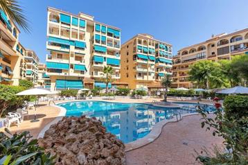 Charmant appartement/garage bij het strand in La Mata beschikbaar voor biedingen