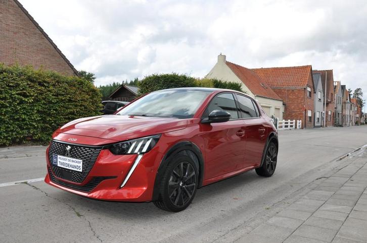 Peugeot 208 GT Pack (bj 2021, automaat), Auto's, Peugeot, Bedrijf, Te koop, ABS, Achteruitrijcamera, Adaptive Cruise Control, Airbags