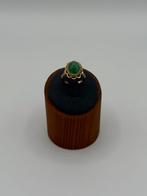 14k gouden ring met lichtgroene jade, Handtassen en Accessoires, Ringen, Ophalen of Verzenden, Met edelsteen, Dame, Goud