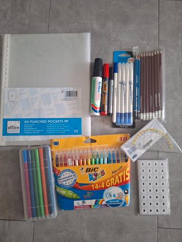 Schoolbenodigdheden  beschikbaar voor biedingen