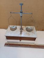 ancienne bascule de pharmacien tbe + poids tbe fonctionne, Ophalen of Verzenden