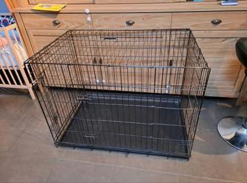 Hondenhok voor grote hond beschikbaar voor biedingen