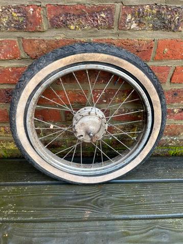 Roue avant mobylette peugeot 104, Enlèvement
