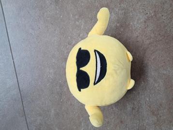 Emoji knuffel beschikbaar voor biedingen