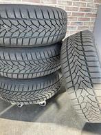 WINTERBANDEN op velg 215/60 R16, Auto-onderdelen, Banden en Velgen, Ophalen, 16 inch, Banden en Velgen, Winterbanden