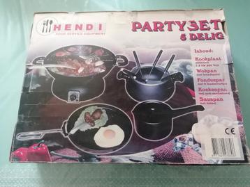 Set de fête 5 pièces : cuisinière, poêle à wok, poêle, poêle, Enlèvement, Neuf